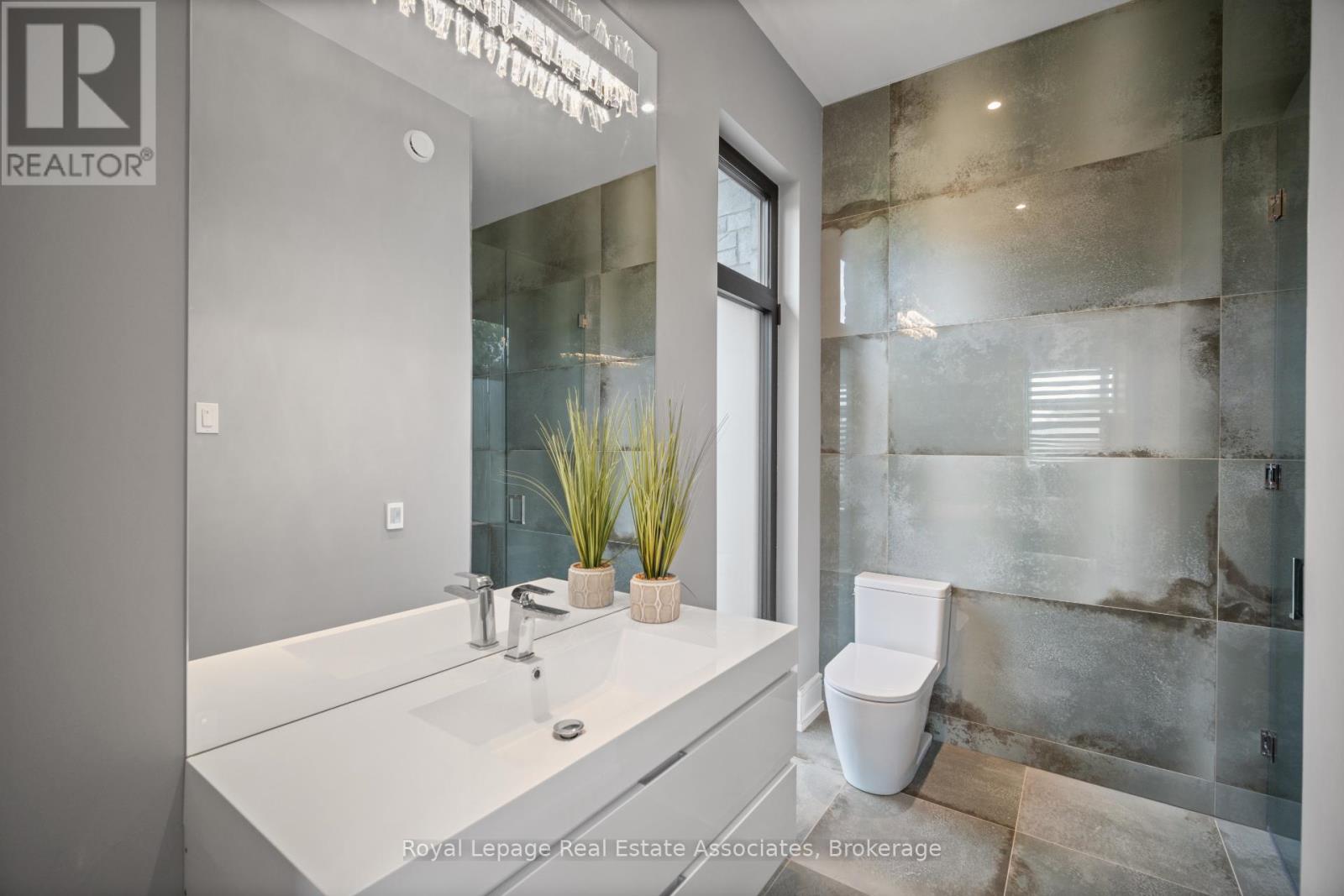 2 River Road, Brant, Ontario  N3T 0N2 - Photo 31 - X12583504