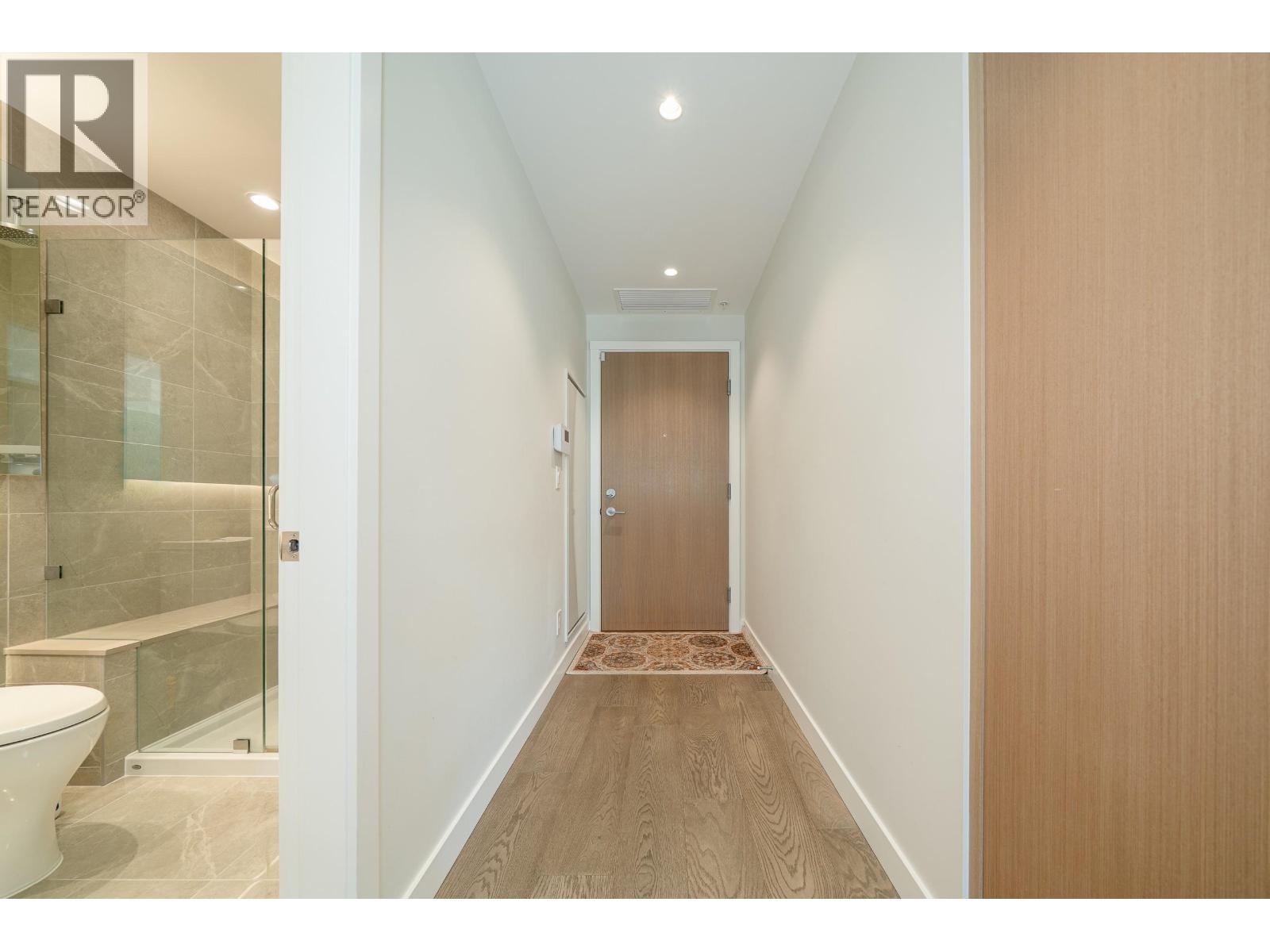 Listing Picture 17 of 28 : 101 5608 BERTON AVENUE, Vancouver / 溫哥華 - 魯藝地產 Yvonne Lu Group - MLS Medallion Club Member