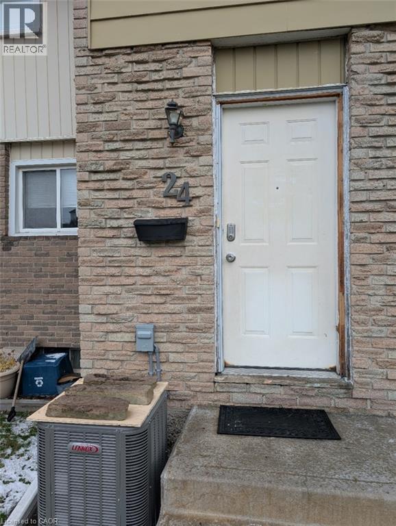 423 Westwood Drive Unit# 24, Kitchener, Ontario  N2M 5B5 - Photo 4 - 40790569