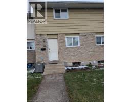 423 WESTWOOD Drive Unit# 24, Kitchener, Ontario