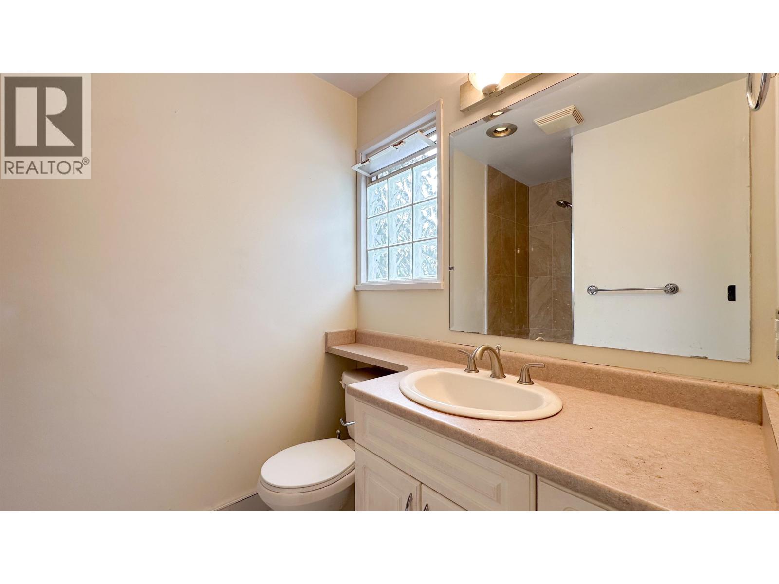 4455 Jerome Place, North Vancouver, British Columbia V7K 2V8 - Photo 31 - R3066764