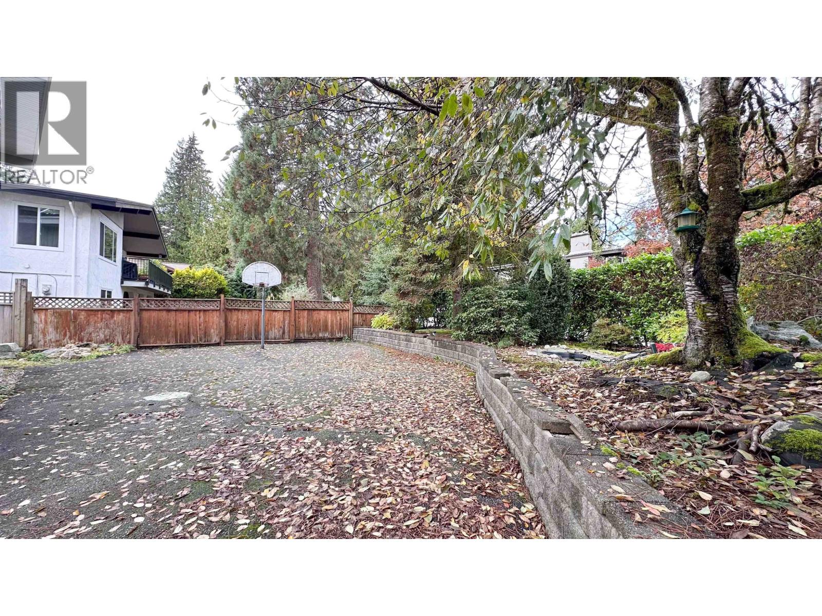 4455 Jerome Place, North Vancouver, British Columbia V7K 2V8 - Photo 39 - R3066764