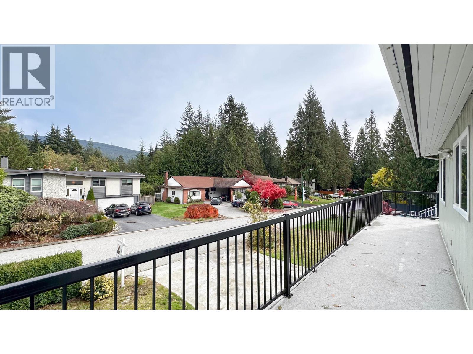 4455 Jerome Place, North Vancouver, British Columbia V7K 2V8 - Photo 34 - R3066764