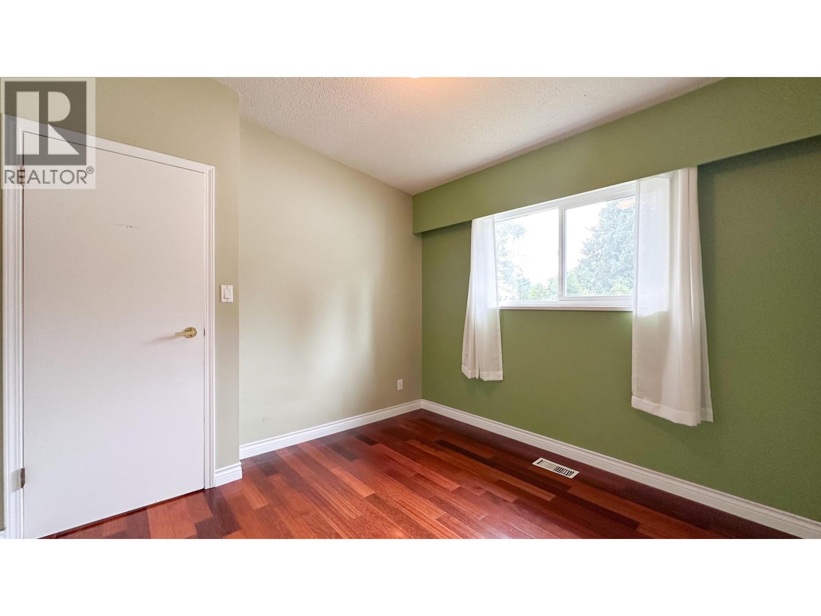 4455 Jerome Place, North Vancouver, British Columbia V7K 2V8 - Photo 29 - R3066764