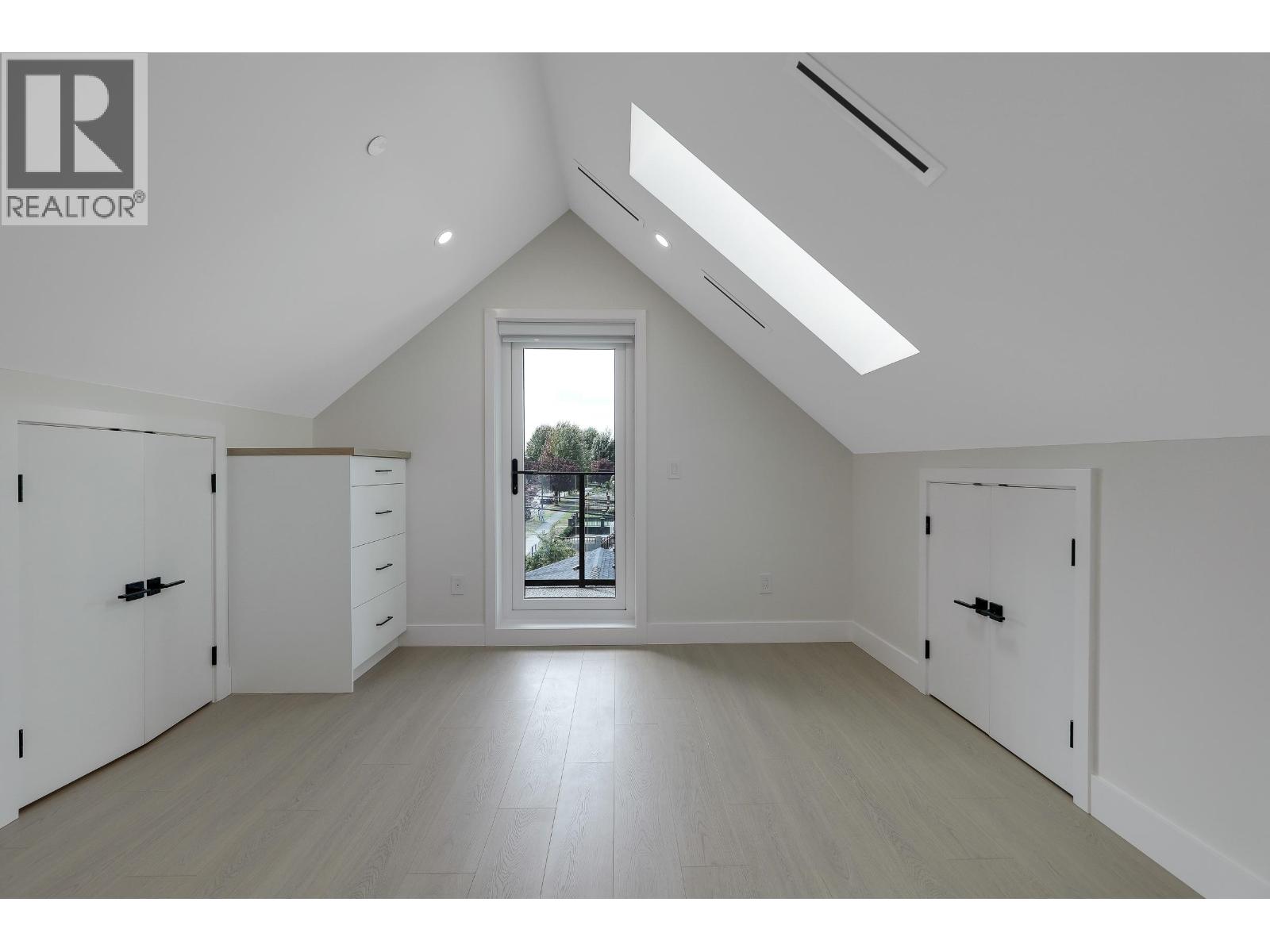 2 3695 E 26 Avenue, Vancouver, British Columbia  V5R 2M7 - Photo 31 - R3061166