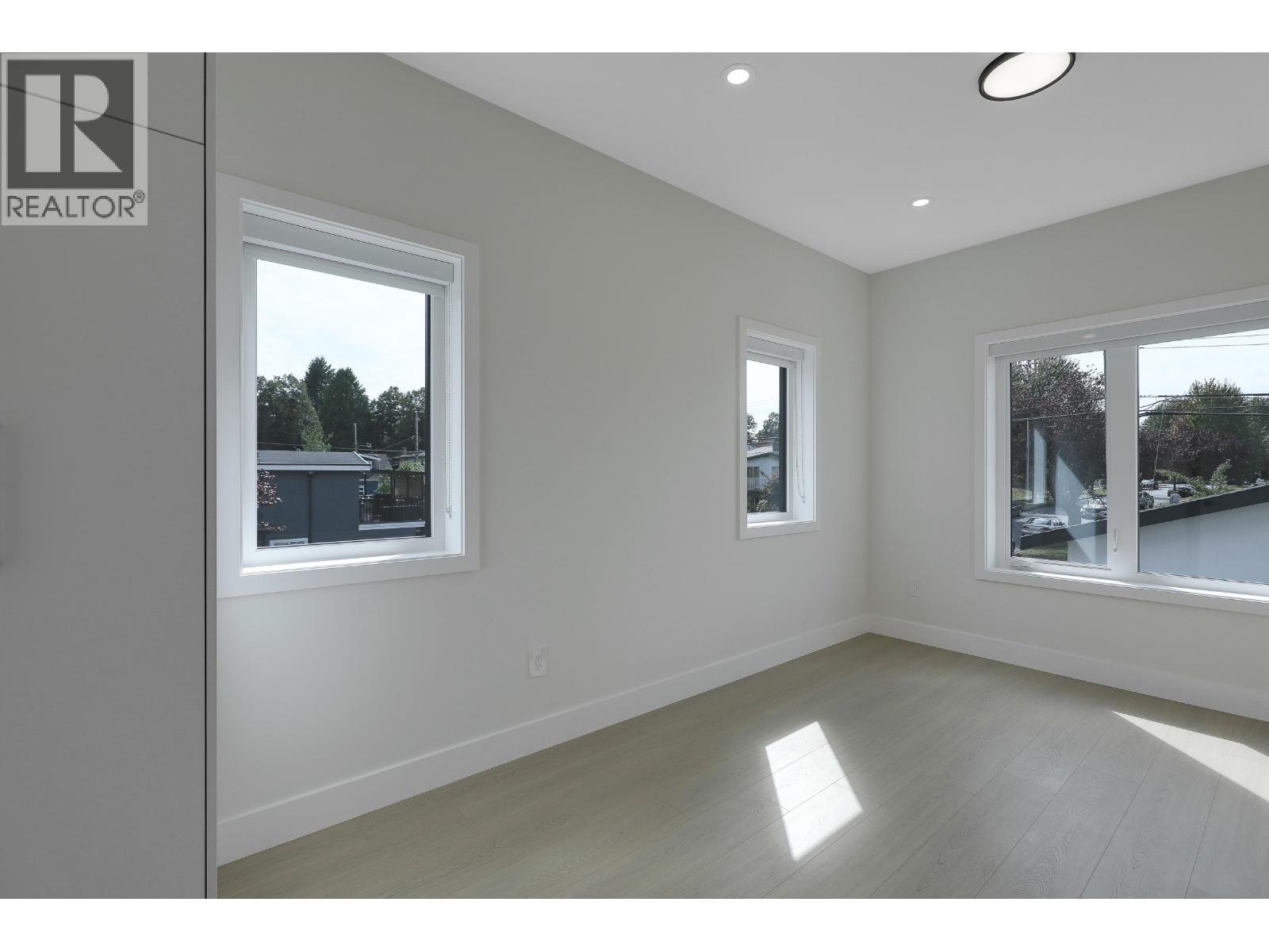 2 3695 E 26 Avenue, Vancouver, British Columbia  V5R 2M7 - Photo 24 - R3061166