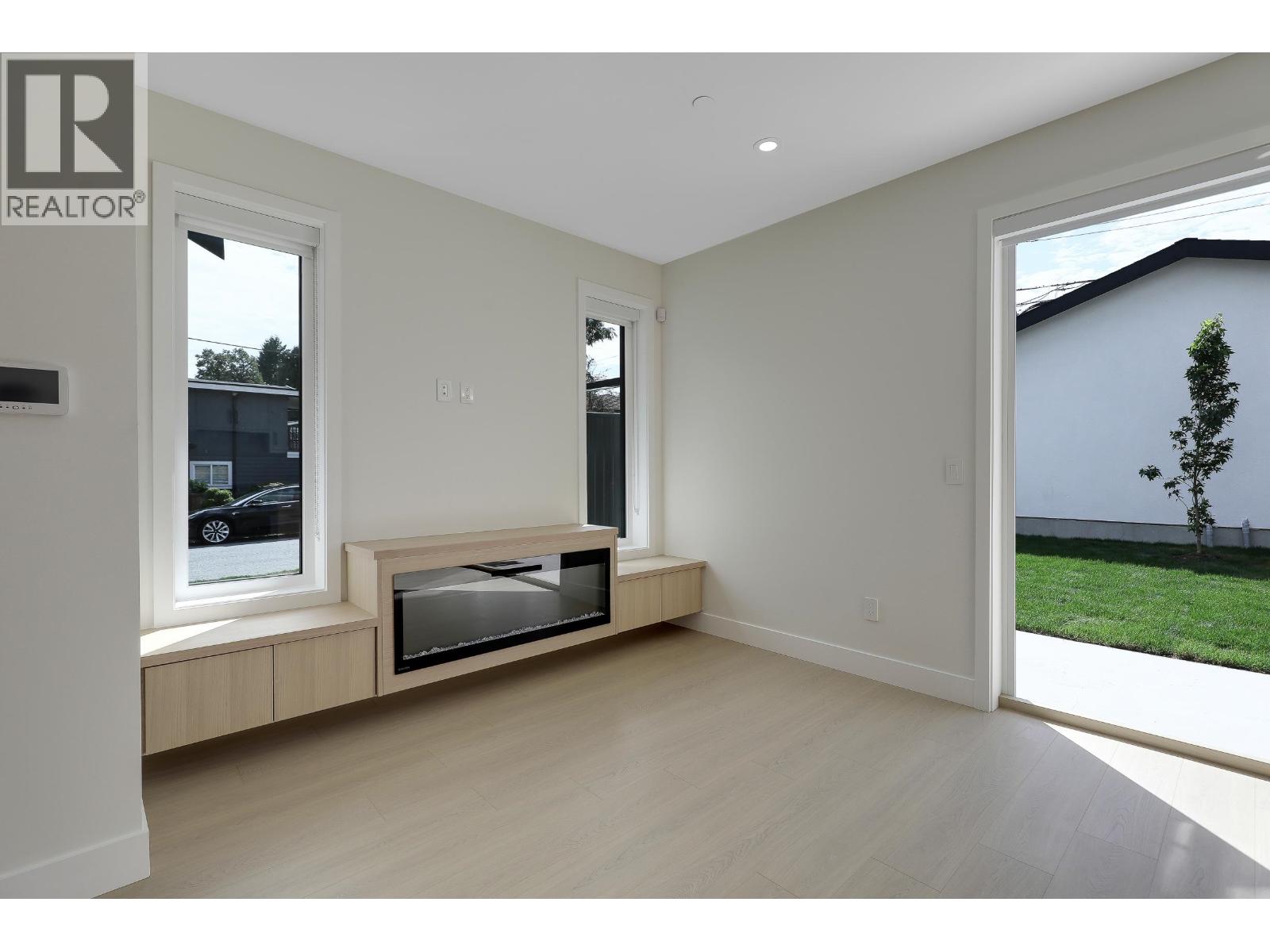 2 3695 E 26 Avenue, Vancouver, British Columbia  V5R 2M7 - Photo 17 - R3061166