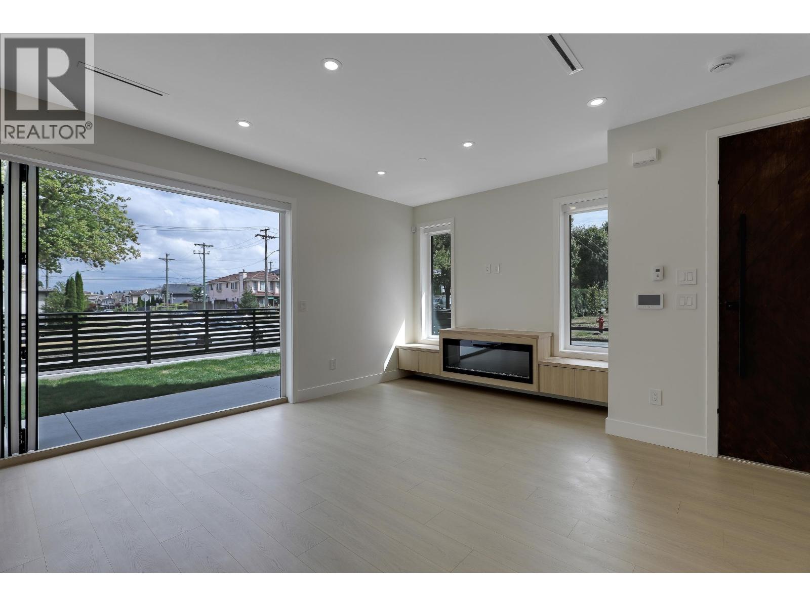 1 3695 E 26 Avenue, Vancouver, British Columbia  V5R 2M7 - Photo 7 - R3065872