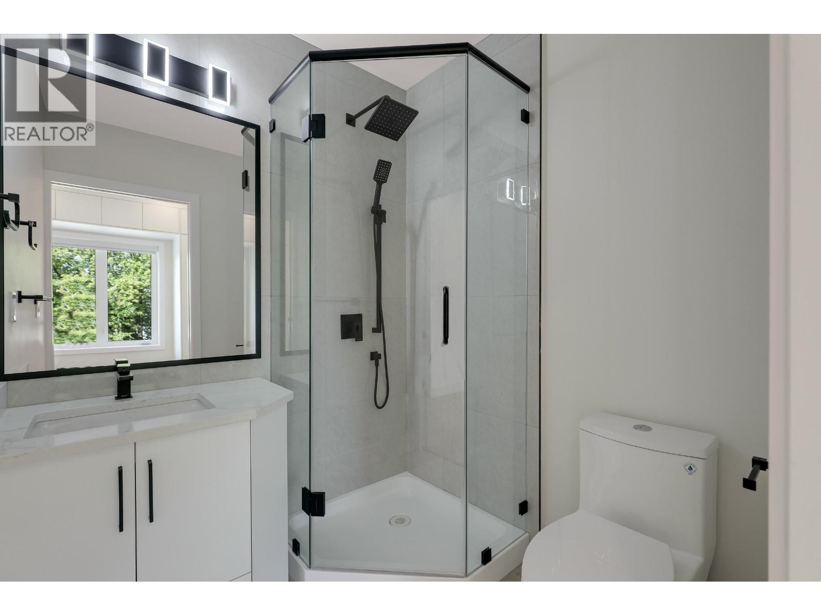 1 3695 E 26 Avenue, Vancouver, British Columbia  V5R 2M7 - Photo 18 - R3065872