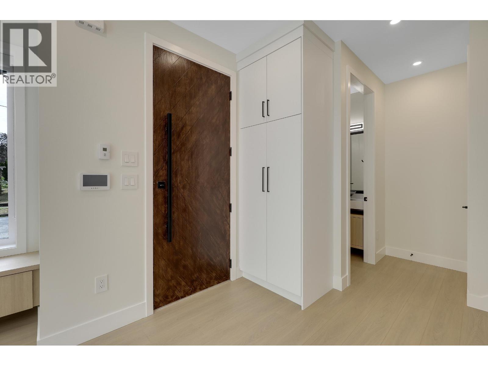 1 3695 E 26 Avenue, Vancouver, British Columbia  V5R 2M7 - Photo 13 - R3065872