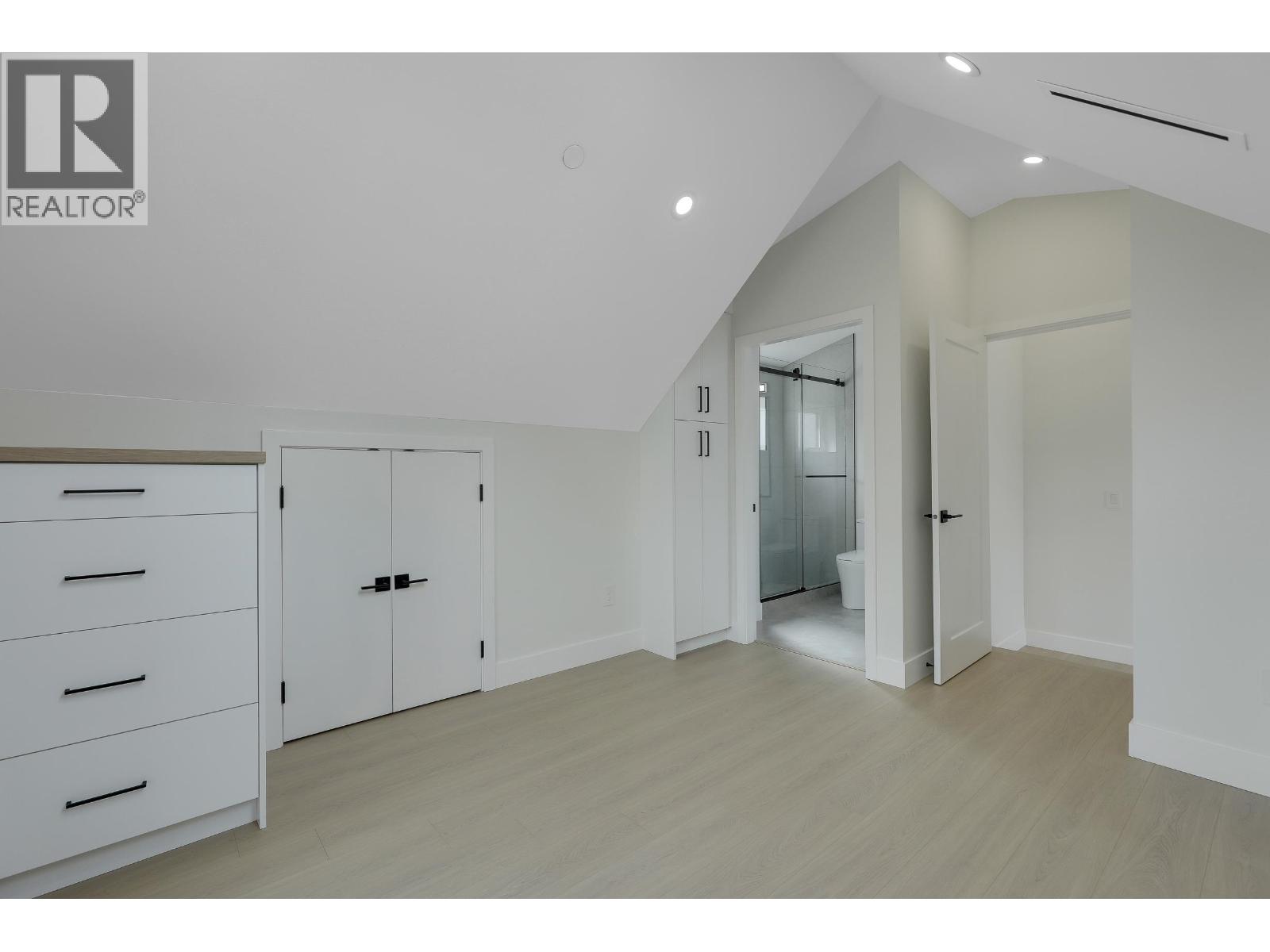 1 3695 E 26 Avenue, Vancouver, British Columbia  V5R 2M7 - Photo 23 - R3065872