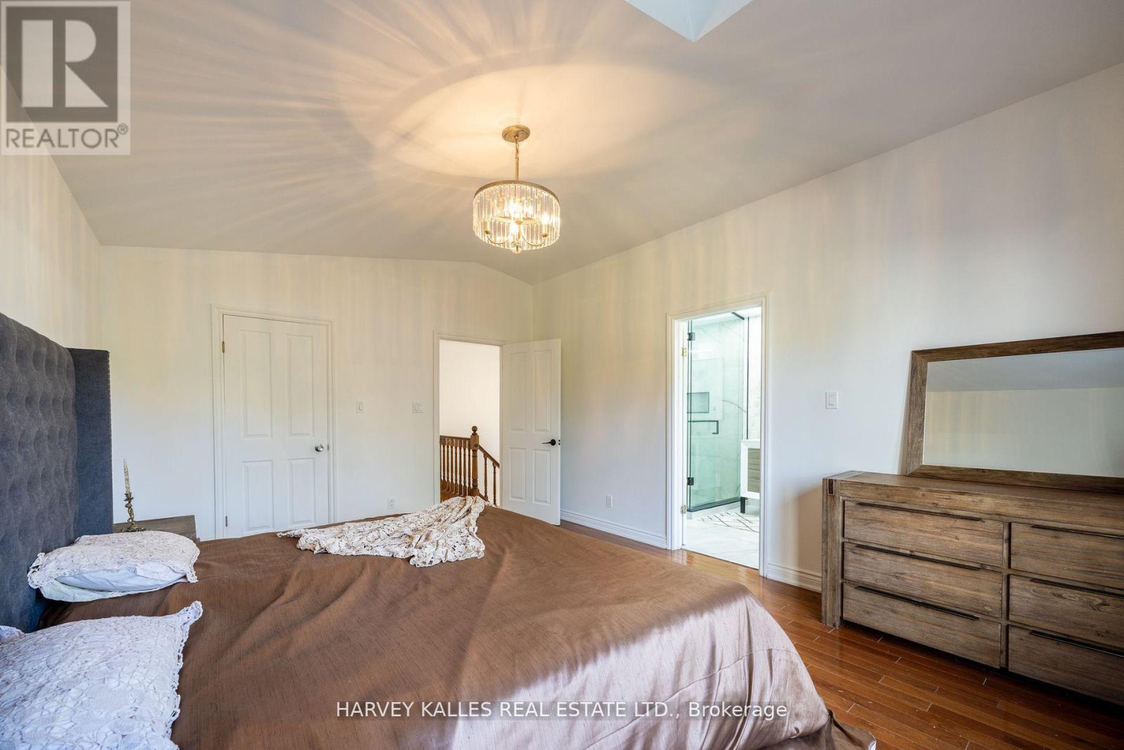 204 Brooke Avenue, Toronto, Ontario  M5M 2K6 - Photo 21 - C12583578