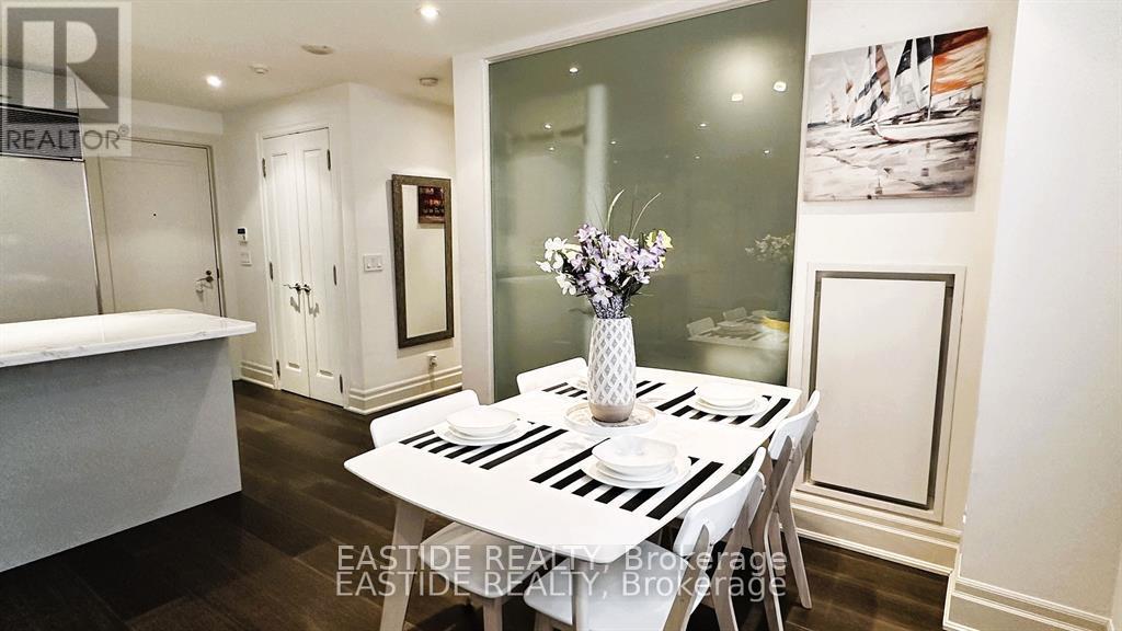 303 - 68 Yorkville Avenue, Toronto, Ontario  M5R 3V7 - Photo 13 - C12583608