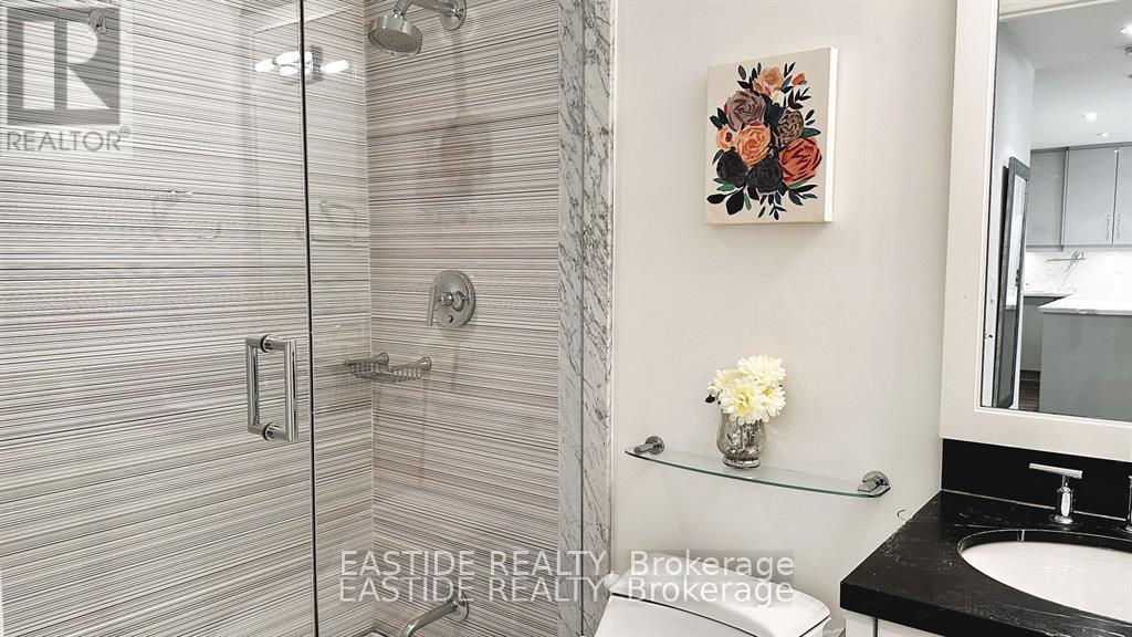 303 - 68 Yorkville Avenue, Toronto, Ontario  M5R 3V7 - Photo 19 - C12583608