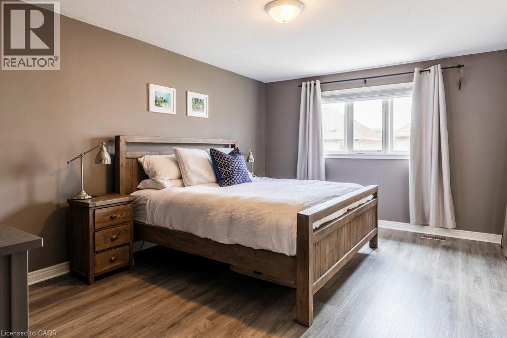 2350 Norland Drive, Burlington, Ontario  L7L 7E6 - Photo 14 - 40766465