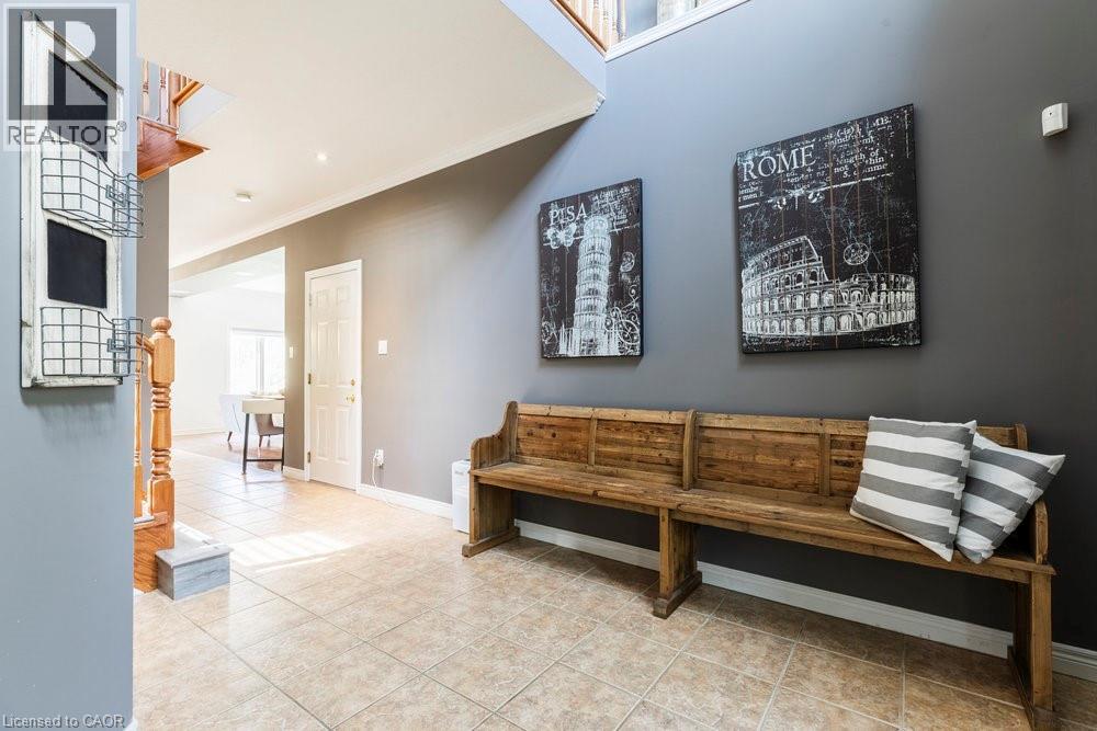 2350 Norland Drive, Burlington, Ontario  L7L 7E6 - Photo 4 - 40766465