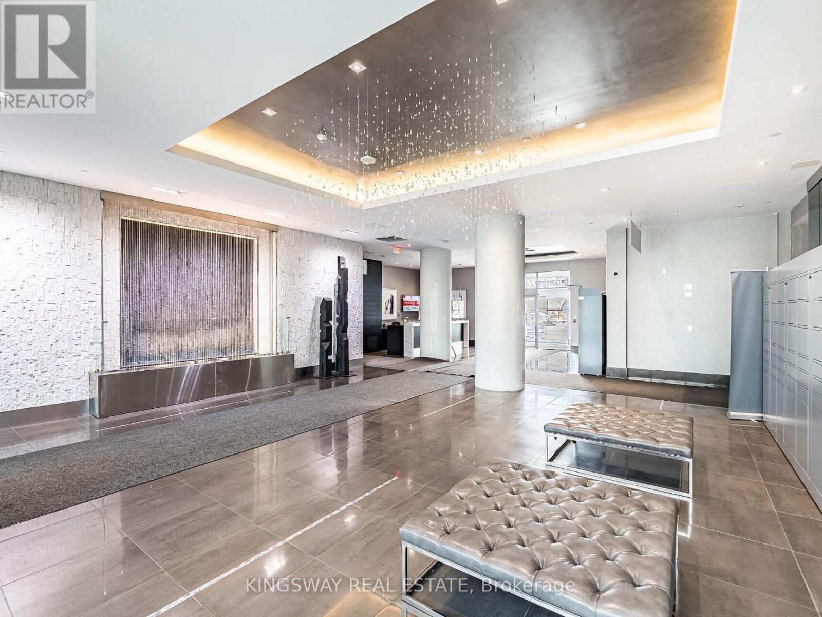 503 - 55 Speers Road, Oakville, Ontario  L6K 3V5 - Photo 4 - W12535074