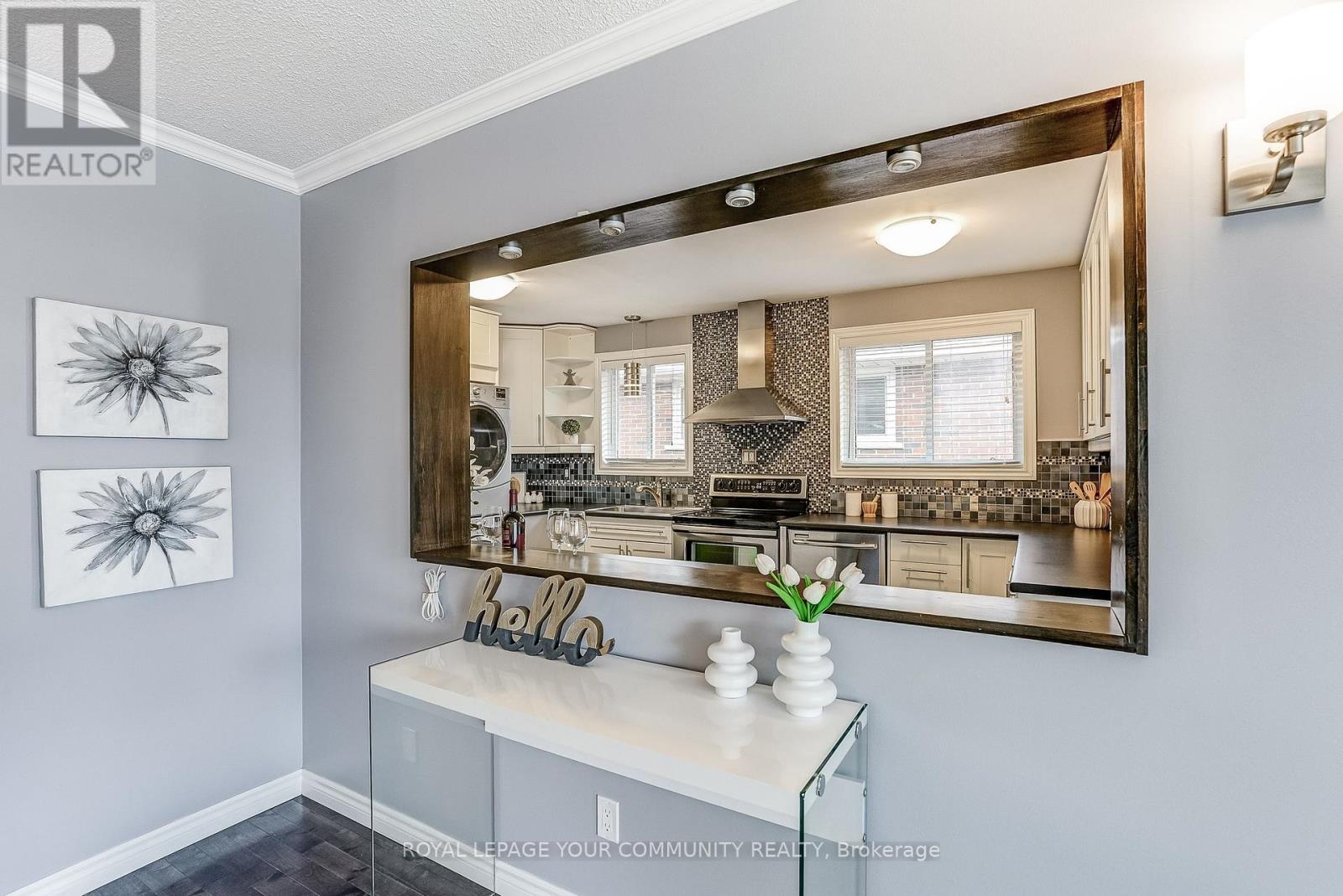 722 Green Meadow Crescent, Mississauga, Ontario L5A 2V2 - Photo 19 - W12582342