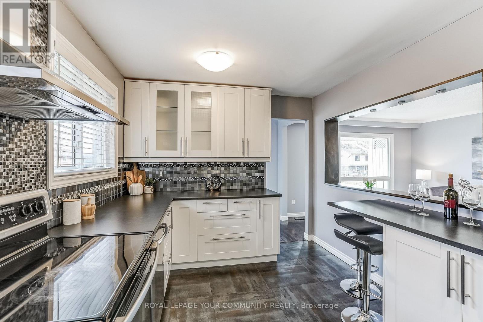 722 Green Meadow Crescent, Mississauga, Ontario L5A 2V2 - Photo 22 - W12582342