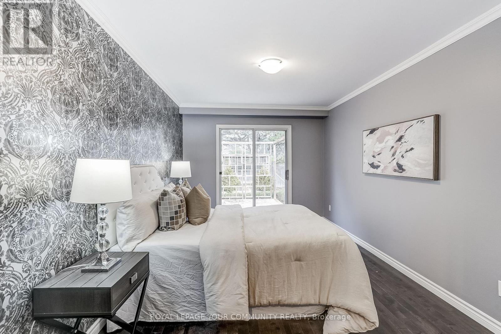 722 Green Meadow Crescent, Mississauga, Ontario L5A 2V2 - Photo 28 - W12582342