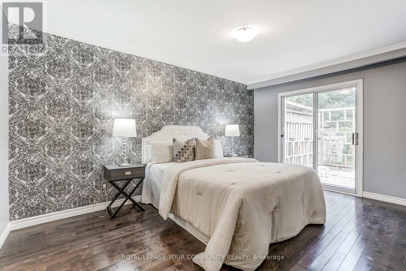 722 Green Meadow Crescent, Mississauga, Ontario L5A 2V2 - Photo 27 - W12582342