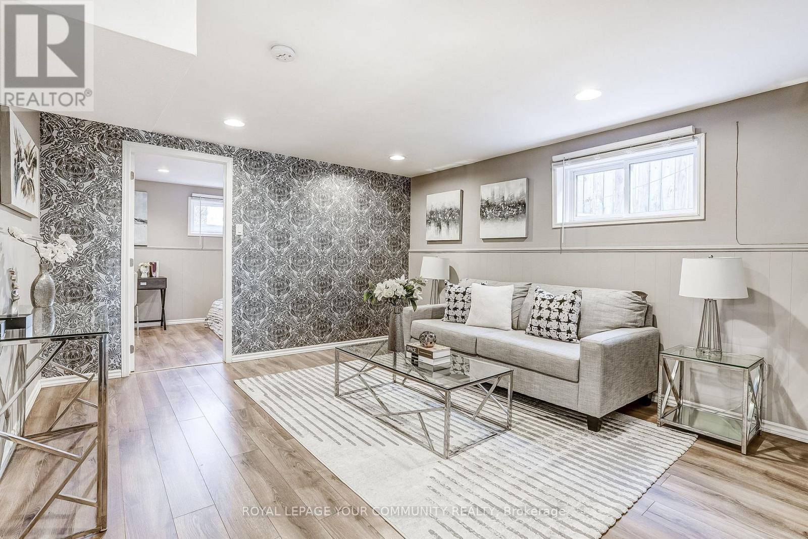 722 Green Meadow Crescent, Mississauga, Ontario L5A 2V2 - Photo 37 - W12582342