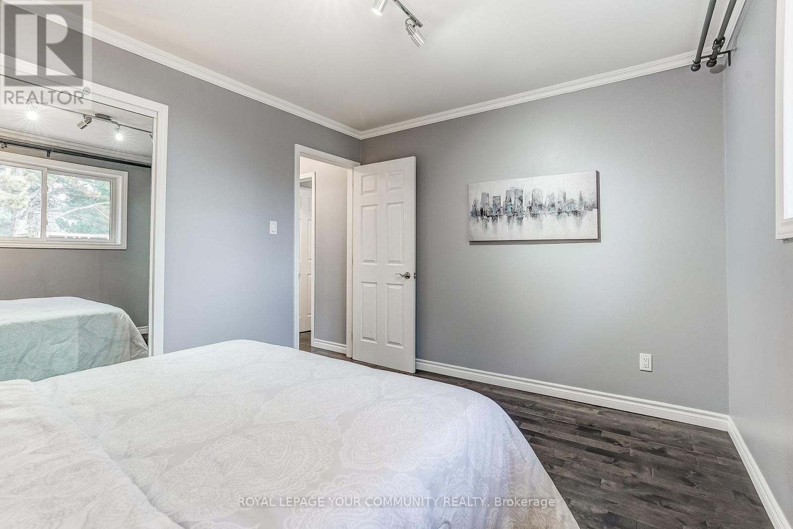 722 Green Meadow Crescent, Mississauga, Ontario L5A 2V2 - Photo 32 - W12582342