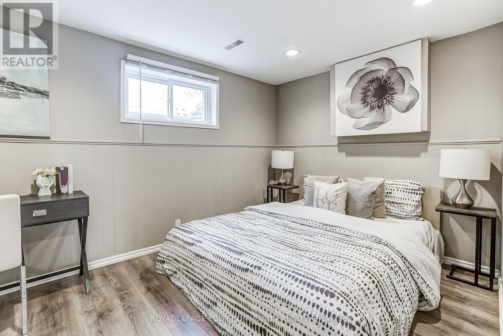 722 Green Meadow Crescent, Mississauga, Ontario L5A 2V2 - Photo 43 - W12582342