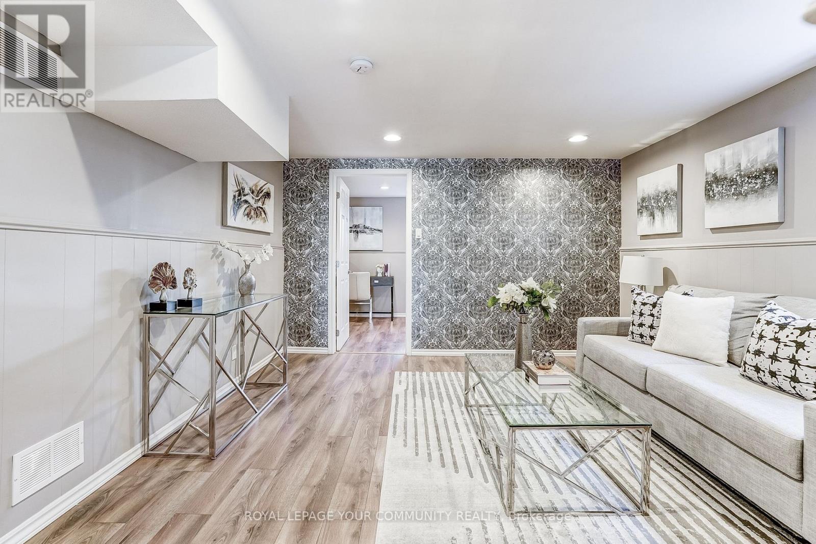 722 Green Meadow Crescent, Mississauga, Ontario L5A 2V2 - Photo 40 - W12582342