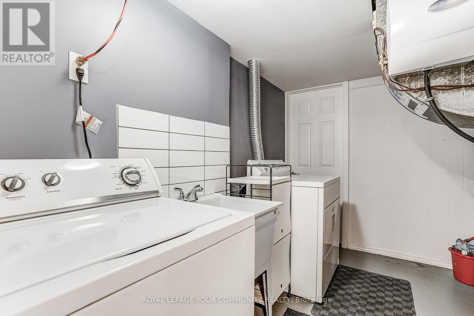 722 Green Meadow Crescent, Mississauga, Ontario L5A 2V2 - Photo 45 - W12582342