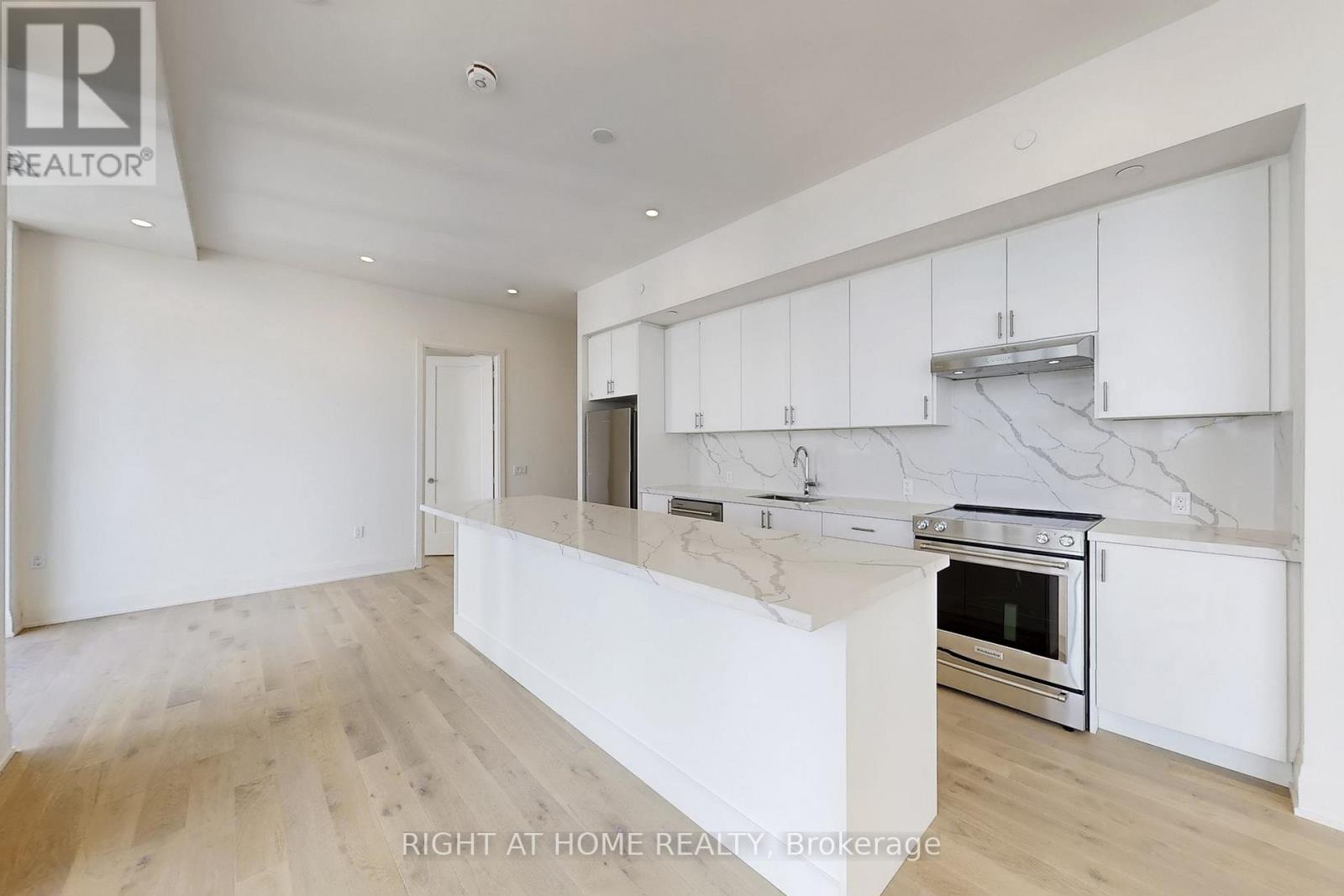 Lph106 - 8960 Jane Street, Vaughan, Ontario  L4K 2M9 - Photo 11 - N12583546