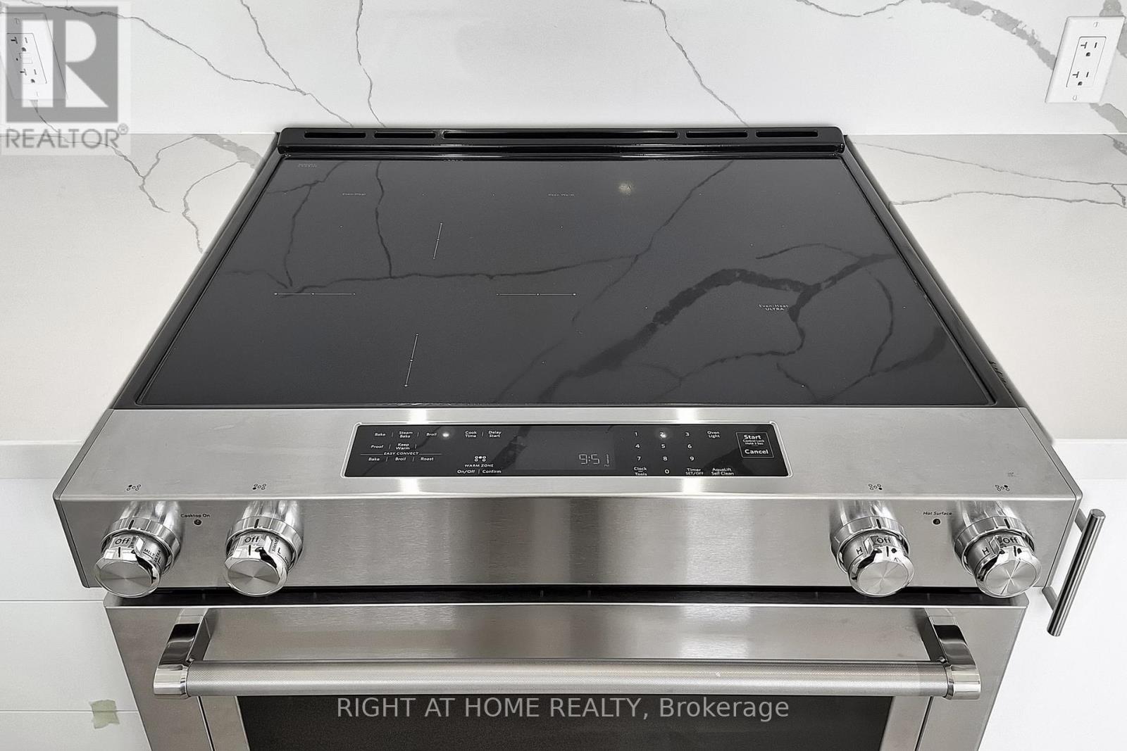 Lph106 - 8960 Jane Street, Vaughan, Ontario  L4K 2M9 - Photo 19 - N12583546