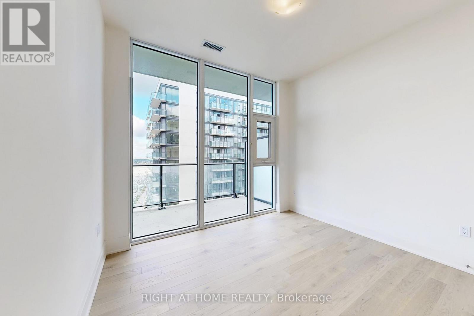 Lph106 - 8960 Jane Street, Vaughan, Ontario  L4K 2M9 - Photo 31 - N12583546