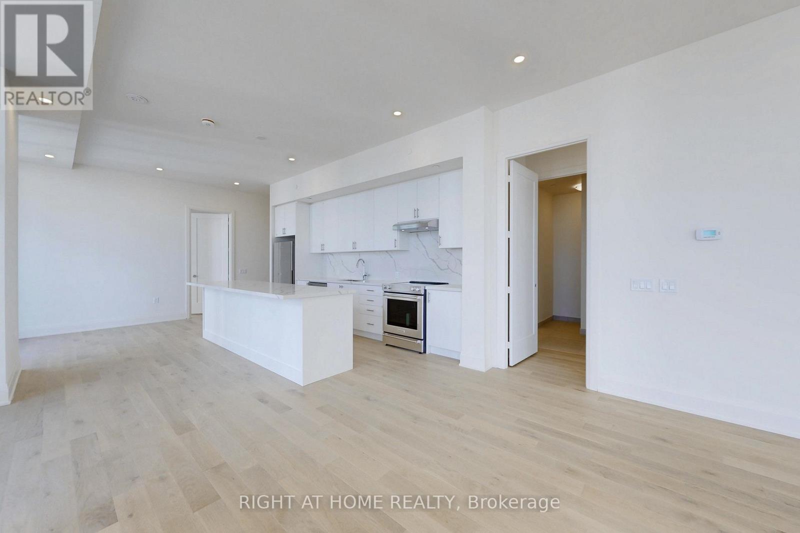 Lph106 - 8960 Jane Street, Vaughan, Ontario  L4K 2M9 - Photo 12 - N12583576