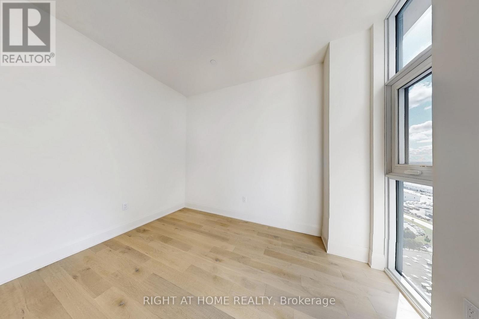 Lph106 - 8960 Jane Street, Vaughan, Ontario  L4K 2M9 - Photo 25 - N12583576