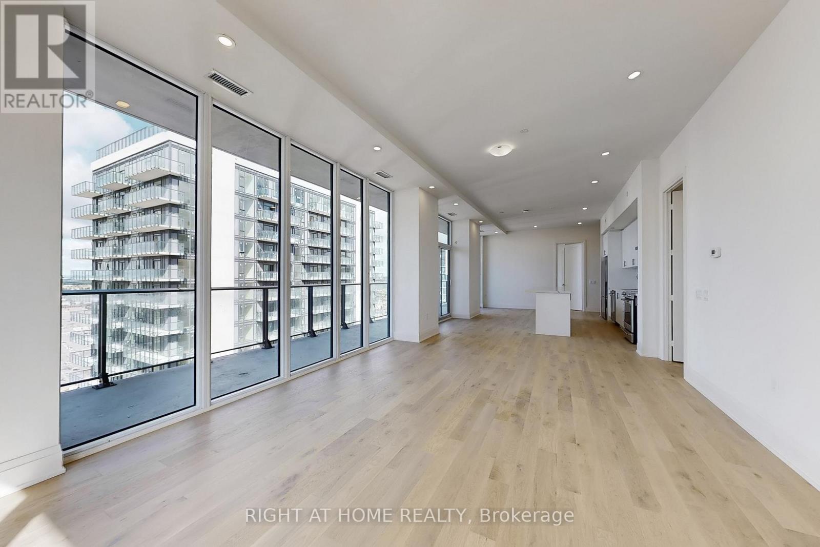 Lph106 - 8960 Jane Street, Vaughan, Ontario  L4K 2M9 - Photo 9 - N12583576