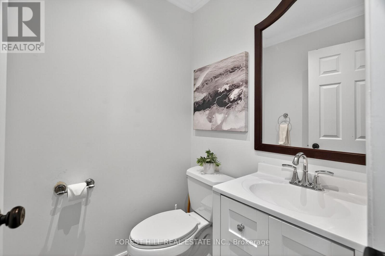 26 Elm Grove Avenue, Richmond Hill, Ontario  L4E 2T1 - Photo 17 - N12583602