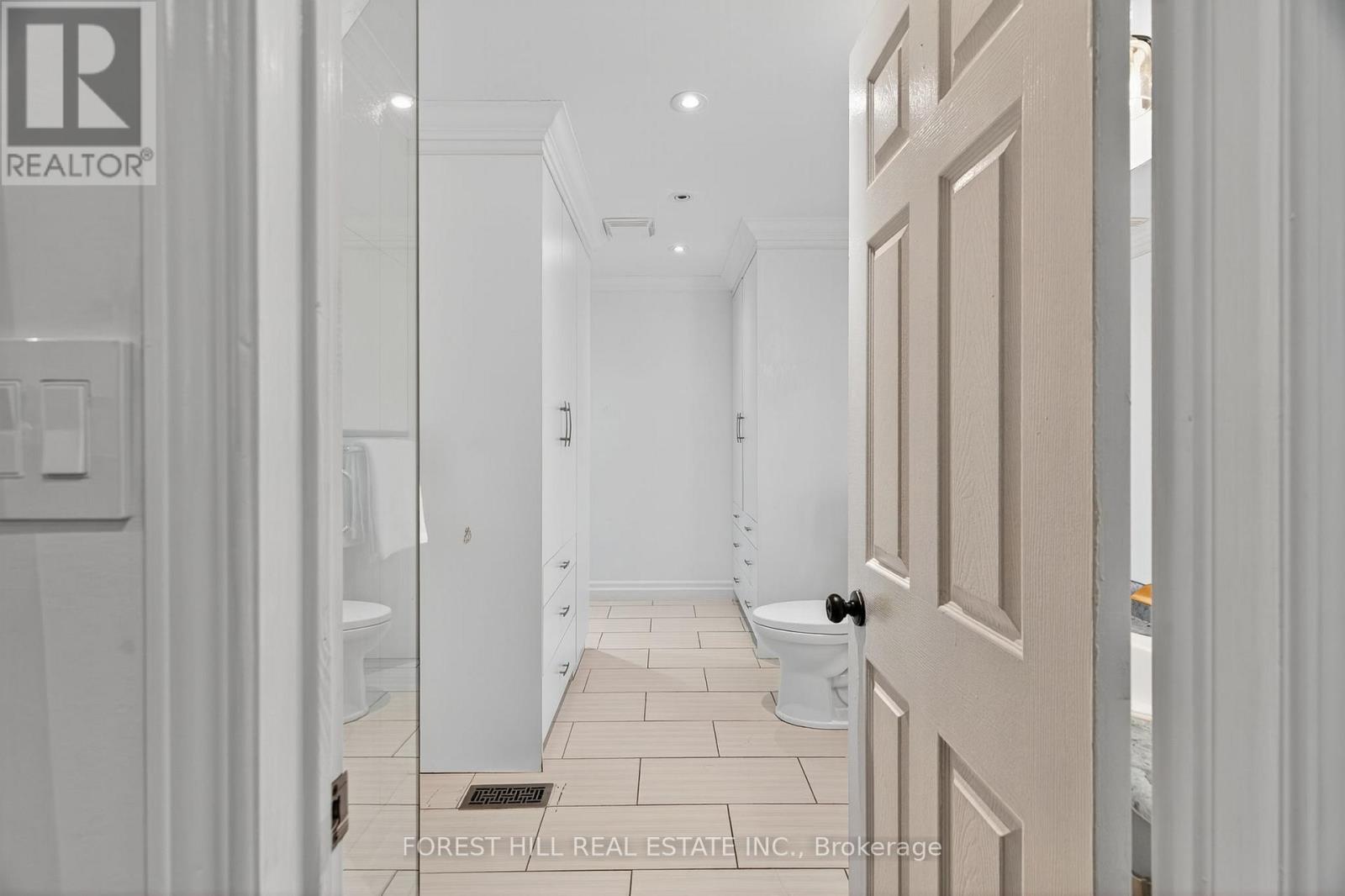 26 Elm Grove Avenue, Richmond Hill, Ontario  L4E 2T1 - Photo 23 - N12583602