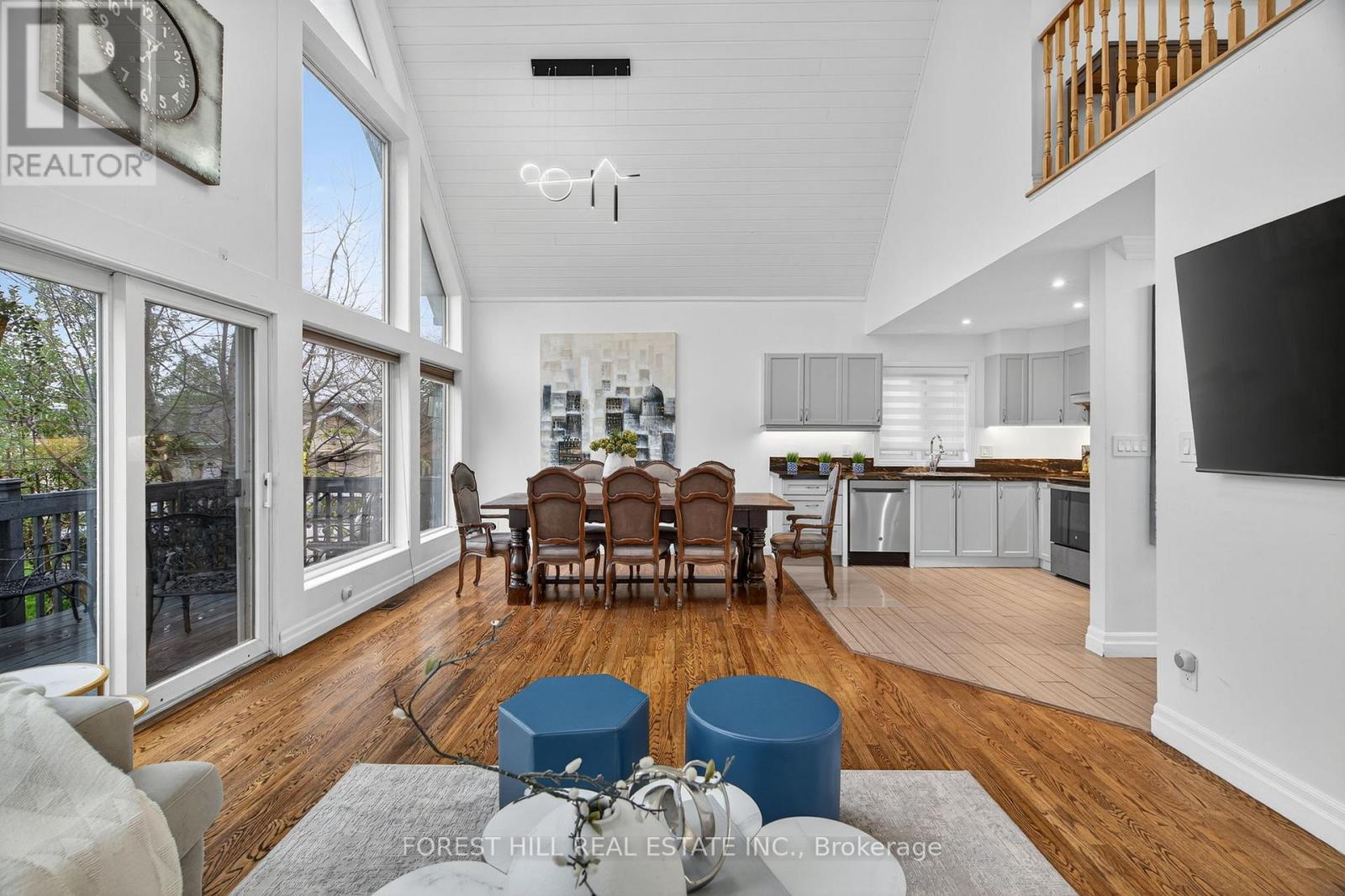 26 Elm Grove Avenue, Richmond Hill, Ontario  L4E 2T1 - Photo 7 - N12583602