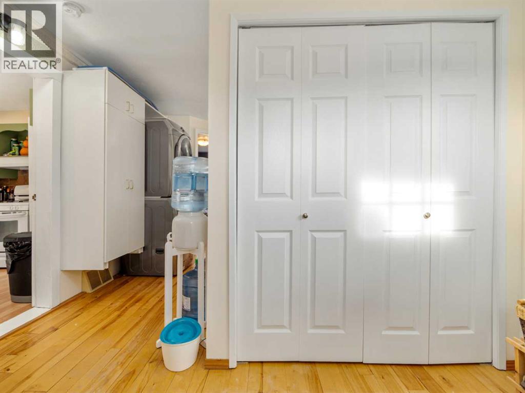 740 First Avenue, Beaver Mines, Alberta  T0K 1W0 - Photo 4 - A2270667