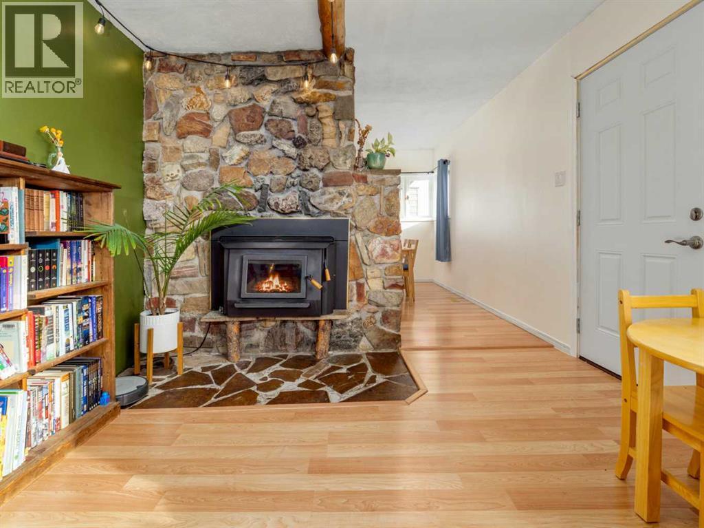 740 First Avenue, Beaver Mines, Alberta  T0K 1W0 - Photo 21 - A2270667