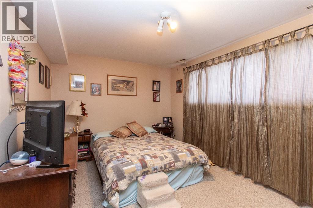 5103 & 5105 38 Street, Red Deer, Alberta  T4N 0X2 - Photo 11 - A2271643