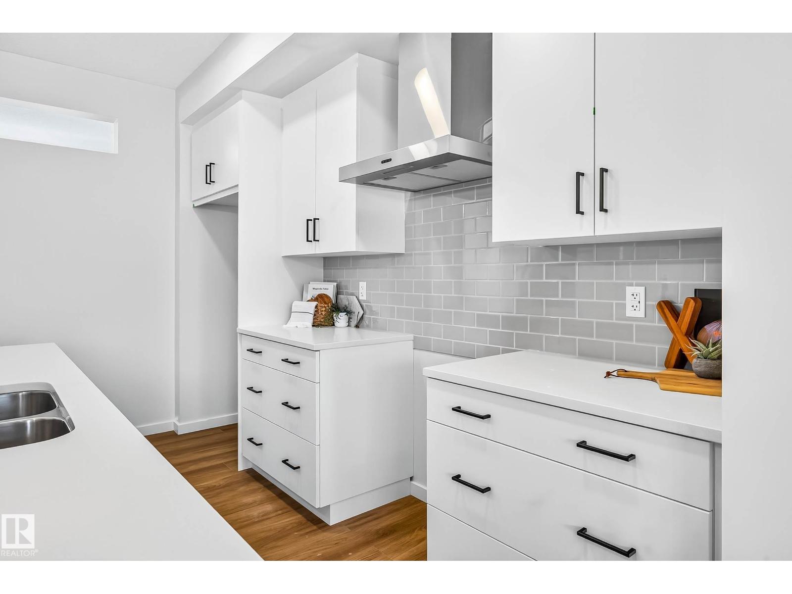 724 Southfork Dr, Leduc, Alberta  T9E 1N8 - Photo 5 - E4443673