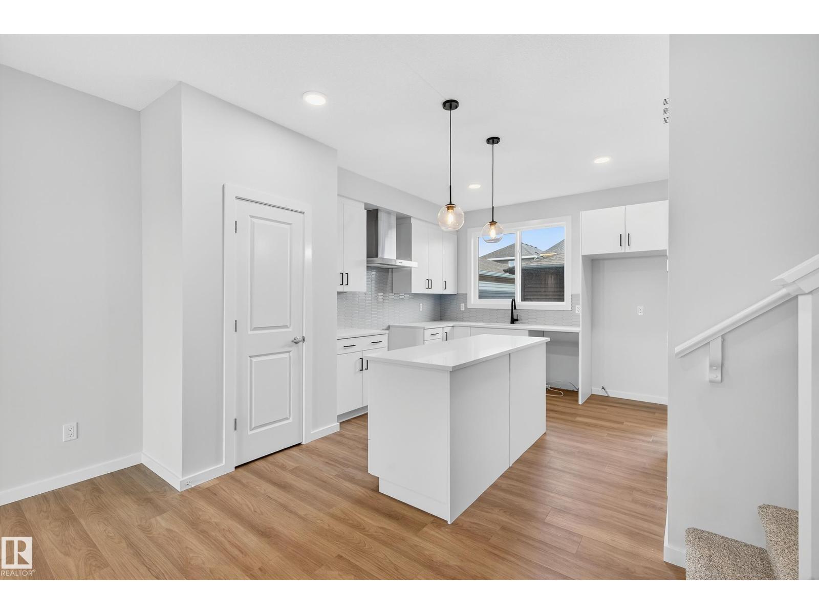 702 Southfork DR, Leduc, Alberta