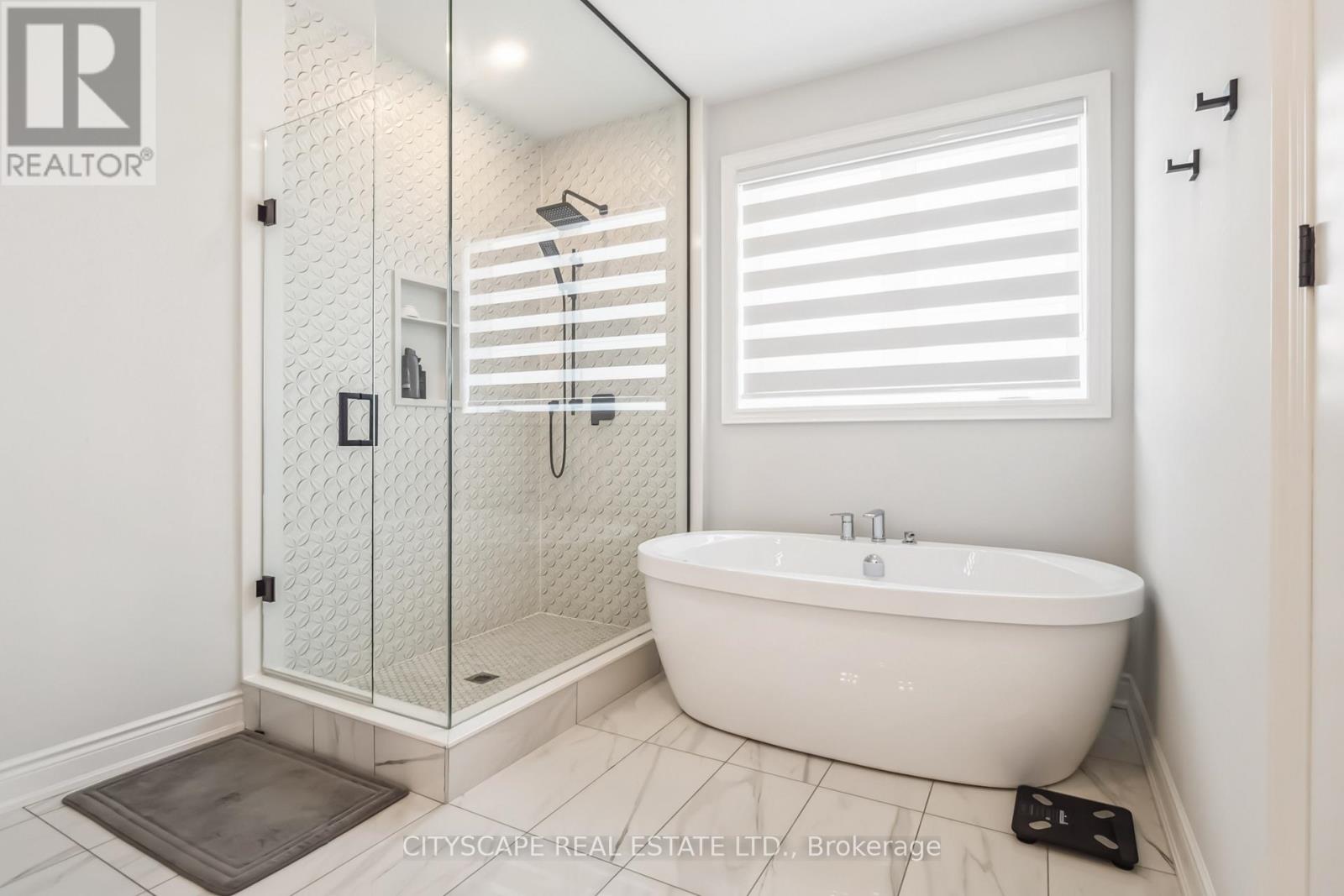 1268 Meadowside Path, Oakville, Ontario  L6M 5M9 - Photo 35 - W12583582