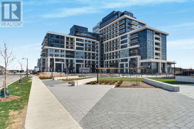 318 - 3200 William Coltson Avenue, Oakville, Ontario  L6H 7W8 - Photo 3 - W12583594