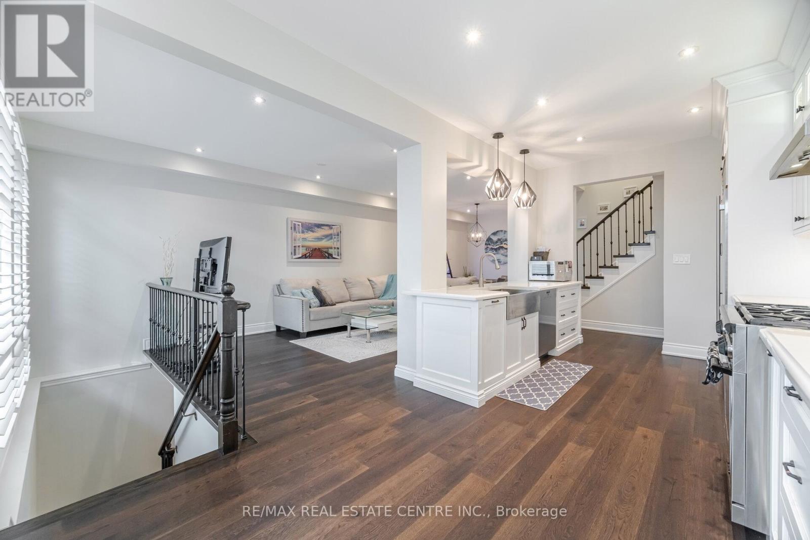 35 - 2295 Rochester Circle, Oakville, Ontario  L6M 5C8 - Photo 13 - W12583598