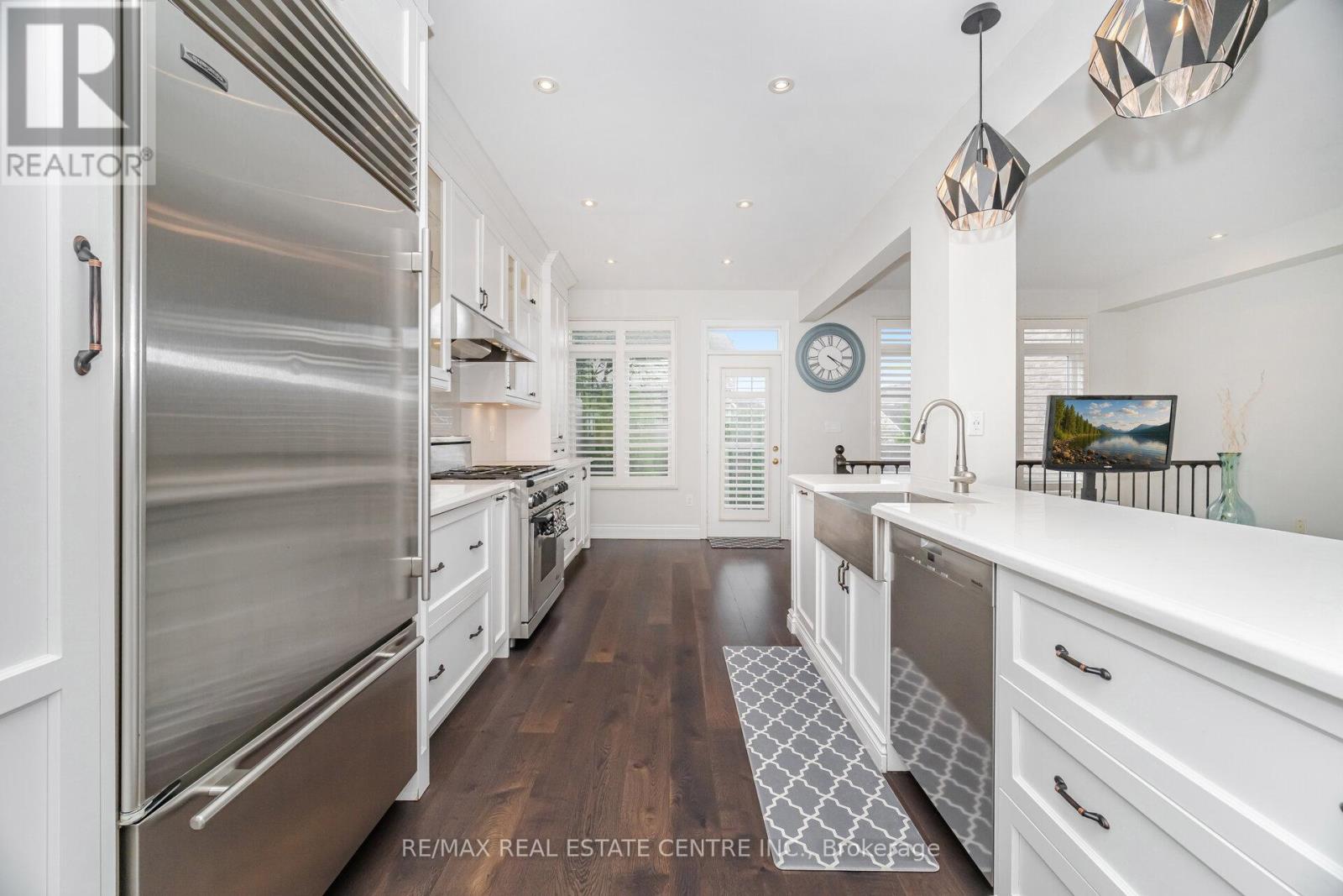 35 - 2295 Rochester Circle, Oakville, Ontario  L6M 5C8 - Photo 15 - W12583598