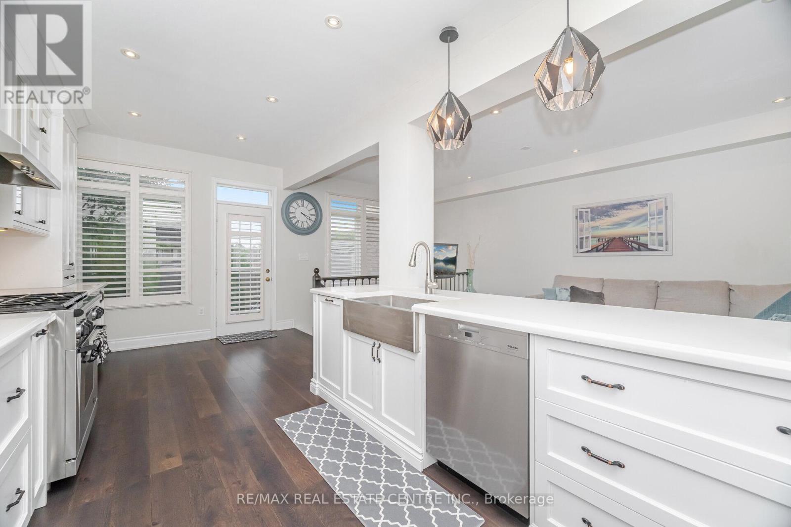 35 - 2295 Rochester Circle, Oakville, Ontario  L6M 5C8 - Photo 19 - W12583598