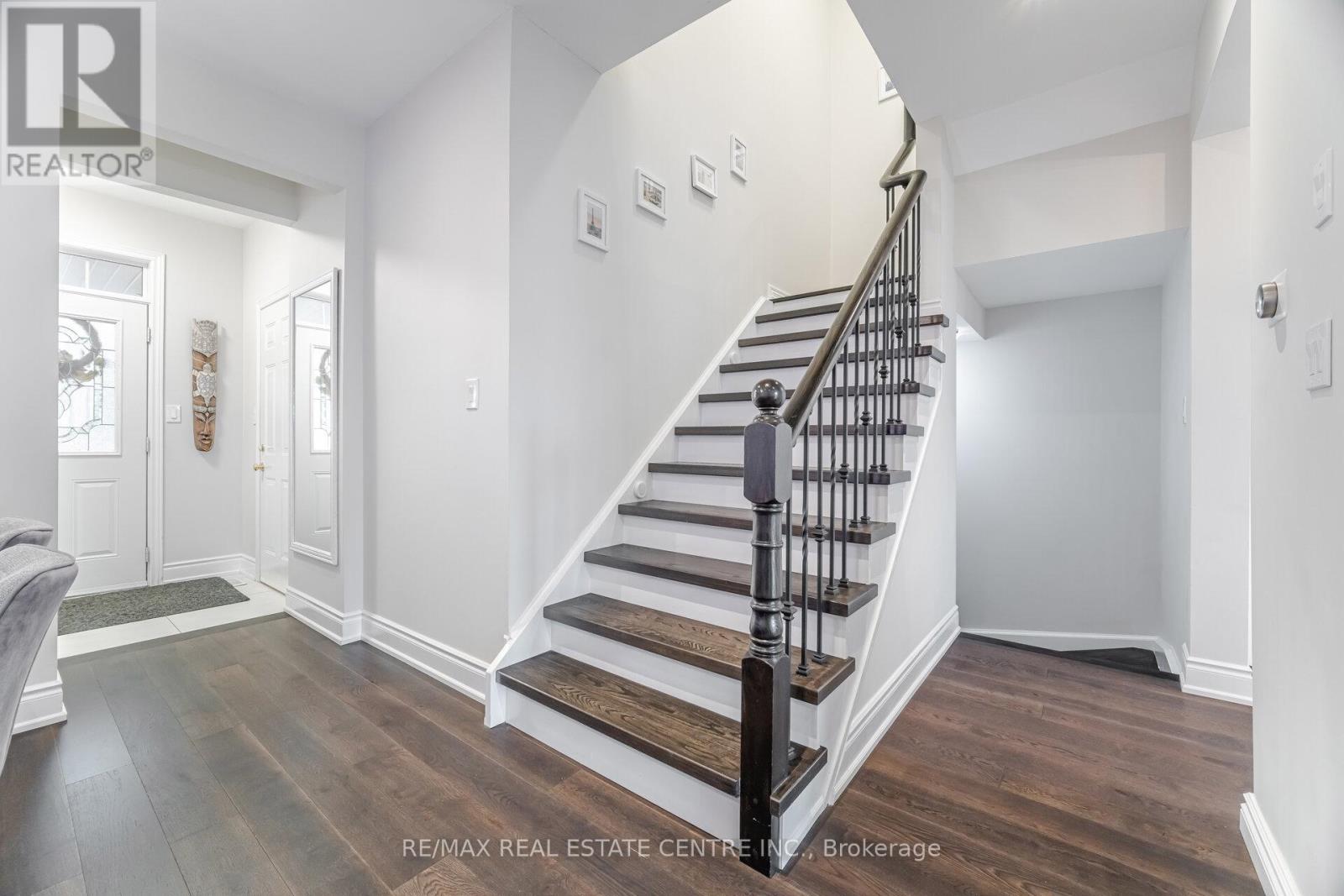 35 - 2295 Rochester Circle, Oakville, Ontario  L6M 5C8 - Photo 21 - W12583598